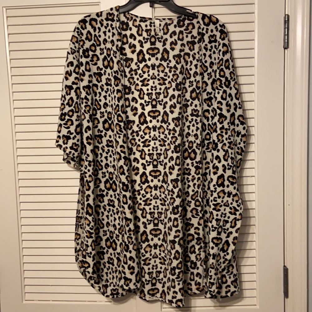 Animal print top